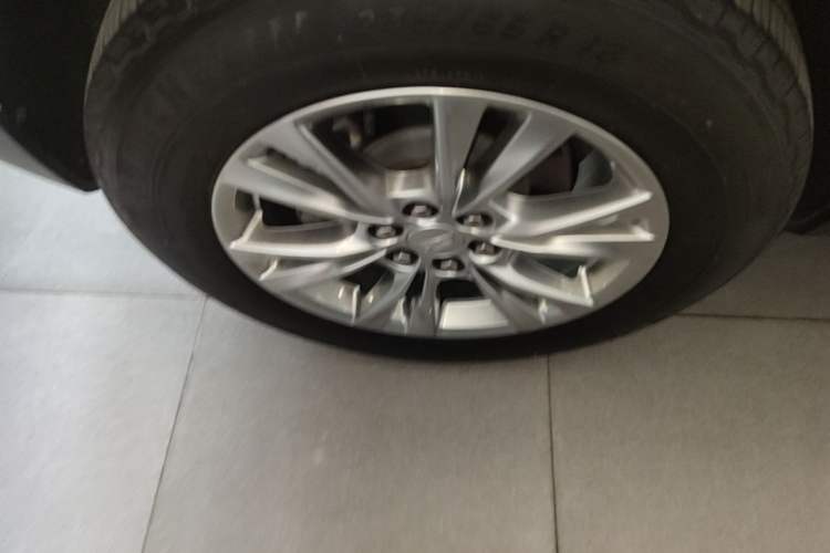 Used Cadillac XT5 2023 2.0T Two-Wheel-Drive Fashion Edition Exterior 5