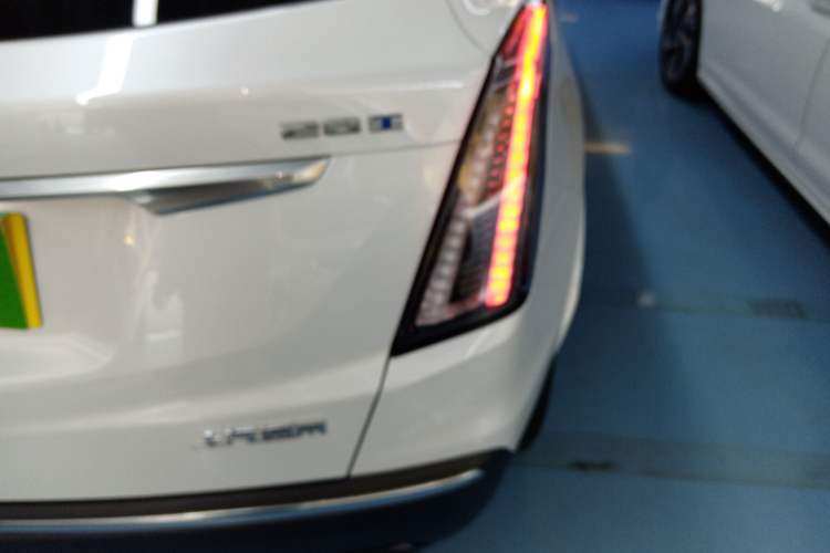 Used Cadillac XT5 2023 2.0T Four-Wheel Drive Prestige Version (Ultimate Edition) Exterior 6