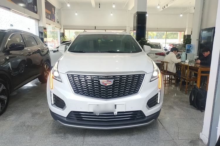 Used Cadillac XT5 2023 2.0T Two-Wheel-Drive Fashion Edition Front