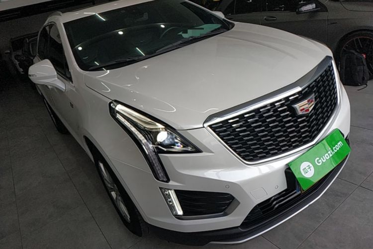 Used Cadillac XT5 2023 2.0T Two-Wheel-Drive Fashion Edition Front Right 45 Deg
