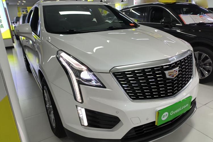 Used Cadillac XT5 2023 2.0T Two-Wheel-Drive Fashion Edition Front Right 45 Deg