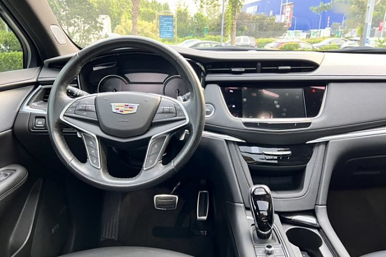 Used Cadillac XT5 2023 2.0T Four-Wheel Drive Prestige Version (Ultimate Edition) Interior 1