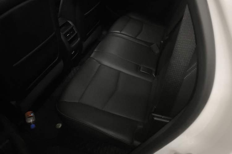 Used Cadillac XT5 2023 2.0T Four-Wheel Drive Prestige Version (Ultimate Edition) Interior 4