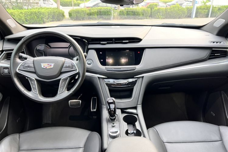Used Cadillac XT5 2023 2.0T Four-Wheel Drive Prestige Version (Ultimate Edition) Interior 6