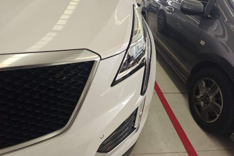 Used Cadillac XT5 2023 2.0T Four-Wheel Drive Prestige Version (Ultimate Edition) Left Front Headlight