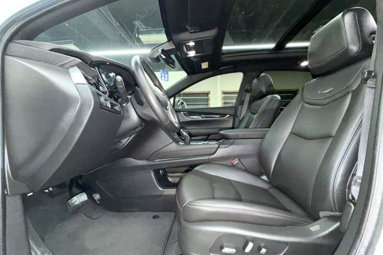Used Cadillac XT5 2023 2.0T Two-Wheel-Drive Fashion Edition Left Front Seat