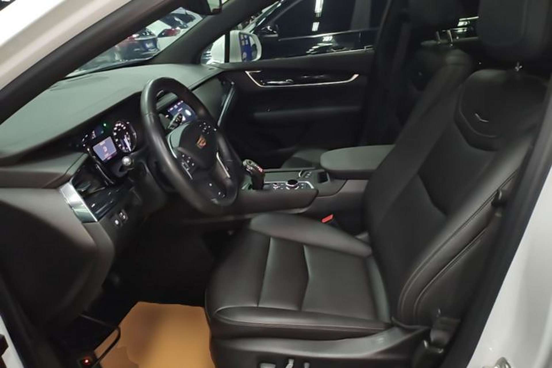 Used Cadillac XT5 2023 2.0T Two-Wheel-Drive Fashion Edition Left Front Seat