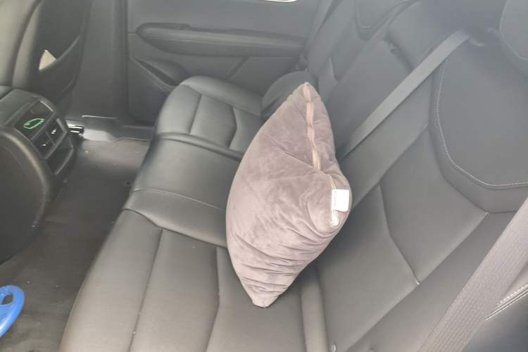 Used Cadillac XT5 2023 2.0T Two-Wheel-Drive Fashion Edition Left Rear Seat