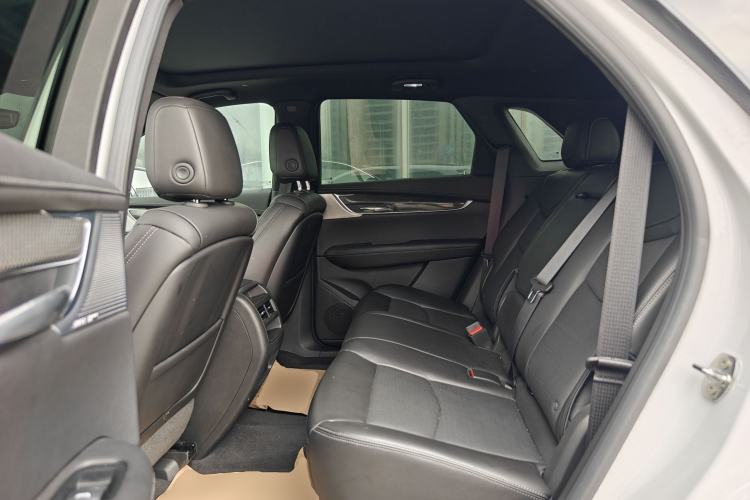 Used Cadillac XT5 2023 2.0T Four-Wheel Drive Prestige Version (Ultimate Edition) Left Rear Seat