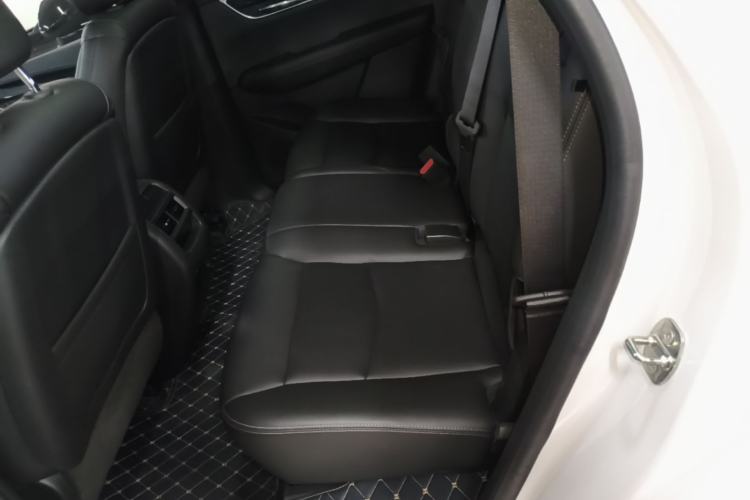 Used Cadillac XT5 2023 2.0T Two-Wheel-Drive Fashion Edition Left Rear Seat