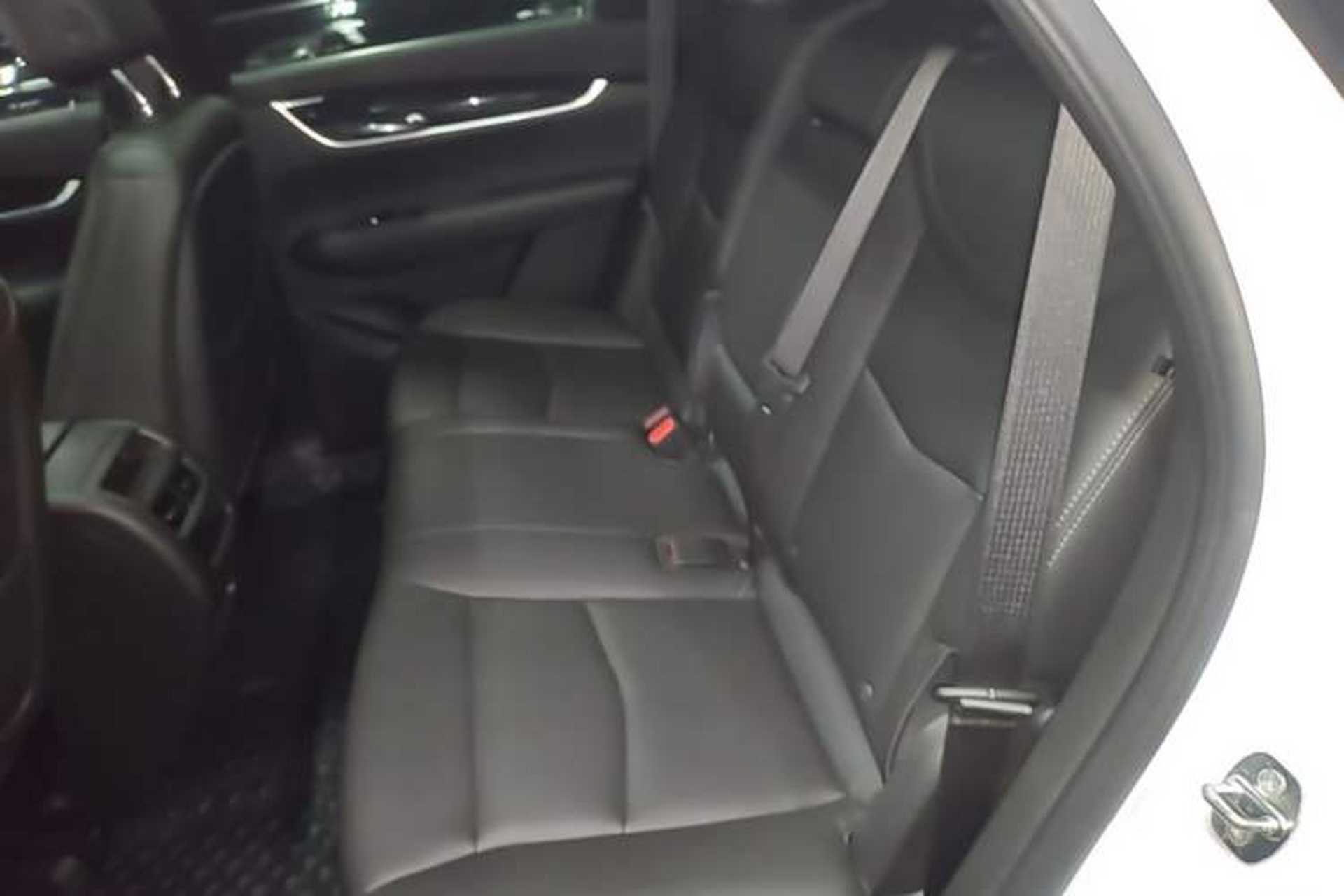 Used Cadillac XT5 2023 2.0T Two-Wheel-Drive Fashion Edition Left Rear Seat