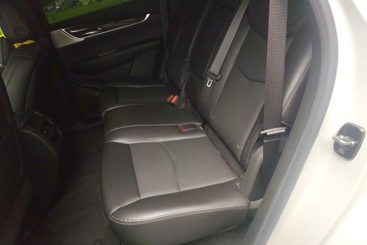 Used Cadillac XT5 2023 2.0T Four-Wheel Drive Prestige Version (Ultimate Edition) Left Rear Seat