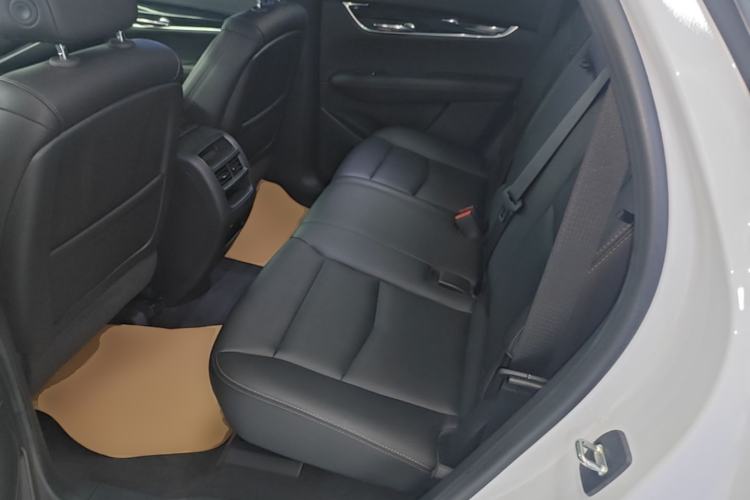 Used Cadillac XT5 2023 2.0T Two-Wheel-Drive Fashion Edition Left Rear Seat