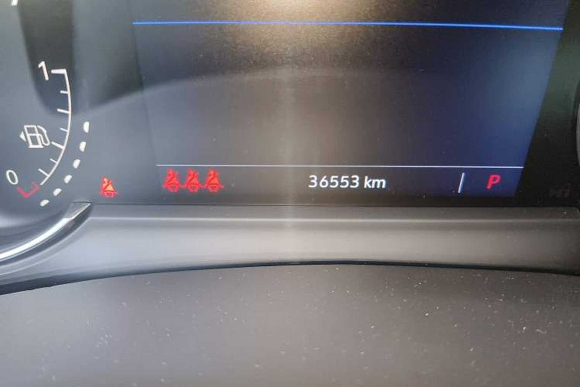 Used Cadillac XT5 2023 2.0T Two-Wheel-Drive Fashion Edition Odometer Close Up