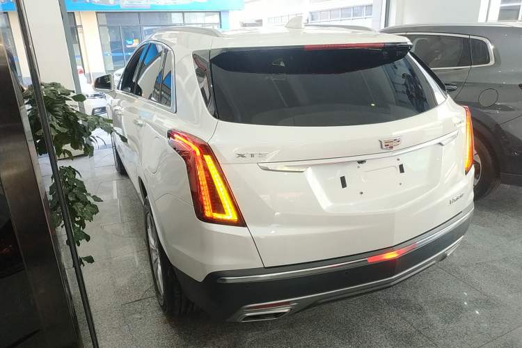 Used Cadillac XT5 2023 2.0T Two-Wheel-Drive Fashion Edition Rear Left 45 Deg