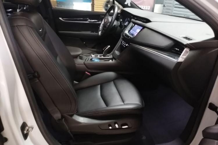 Used Cadillac XT5 2023 2.0T Two-Wheel-Drive Fashion Edition Right Front Seat