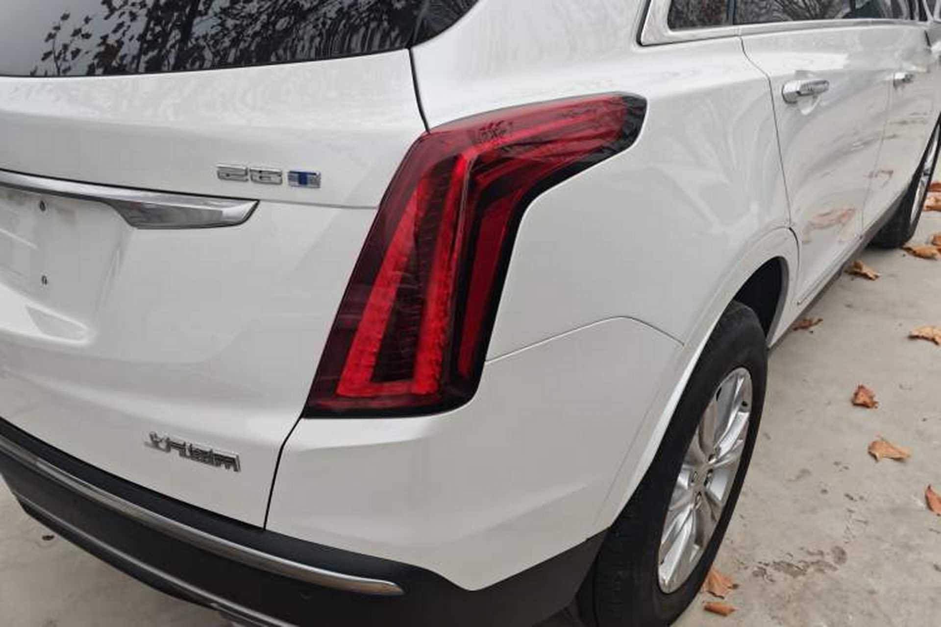 Used Cadillac XT5 2023 2.0T Two-Wheel-Drive Fashion Edition Right Rear Taillight
