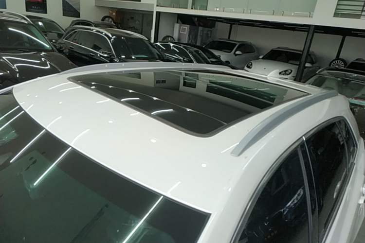 Used Cadillac XT5 2023 2.0T Two-Wheel-Drive Fashion Edition Roof