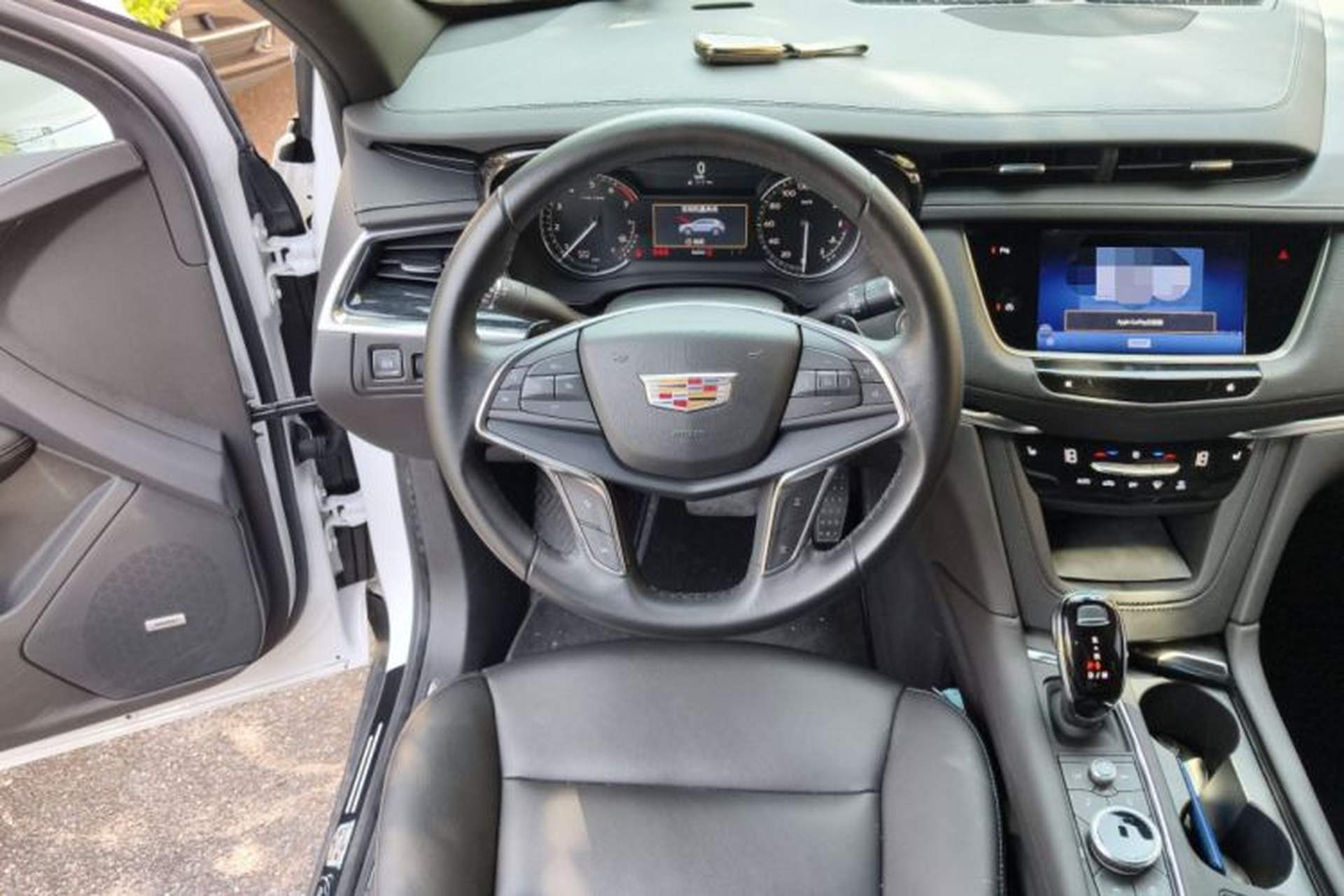 Used Cadillac XT5 2023 2.0T Two-Wheel-Drive Fashion Edition Steering Wheel