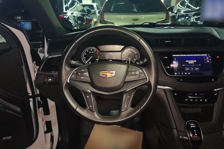Used Cadillac XT5 2023 2.0T Two-Wheel-Drive Fashion Edition Steering Wheel