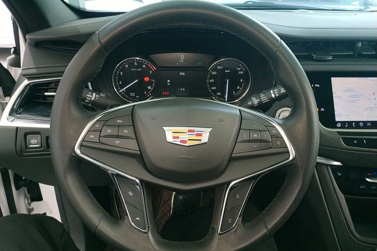 Used Cadillac XT5 2023 2.0T Two-Wheel-Drive Fashion Edition Steering Wheel