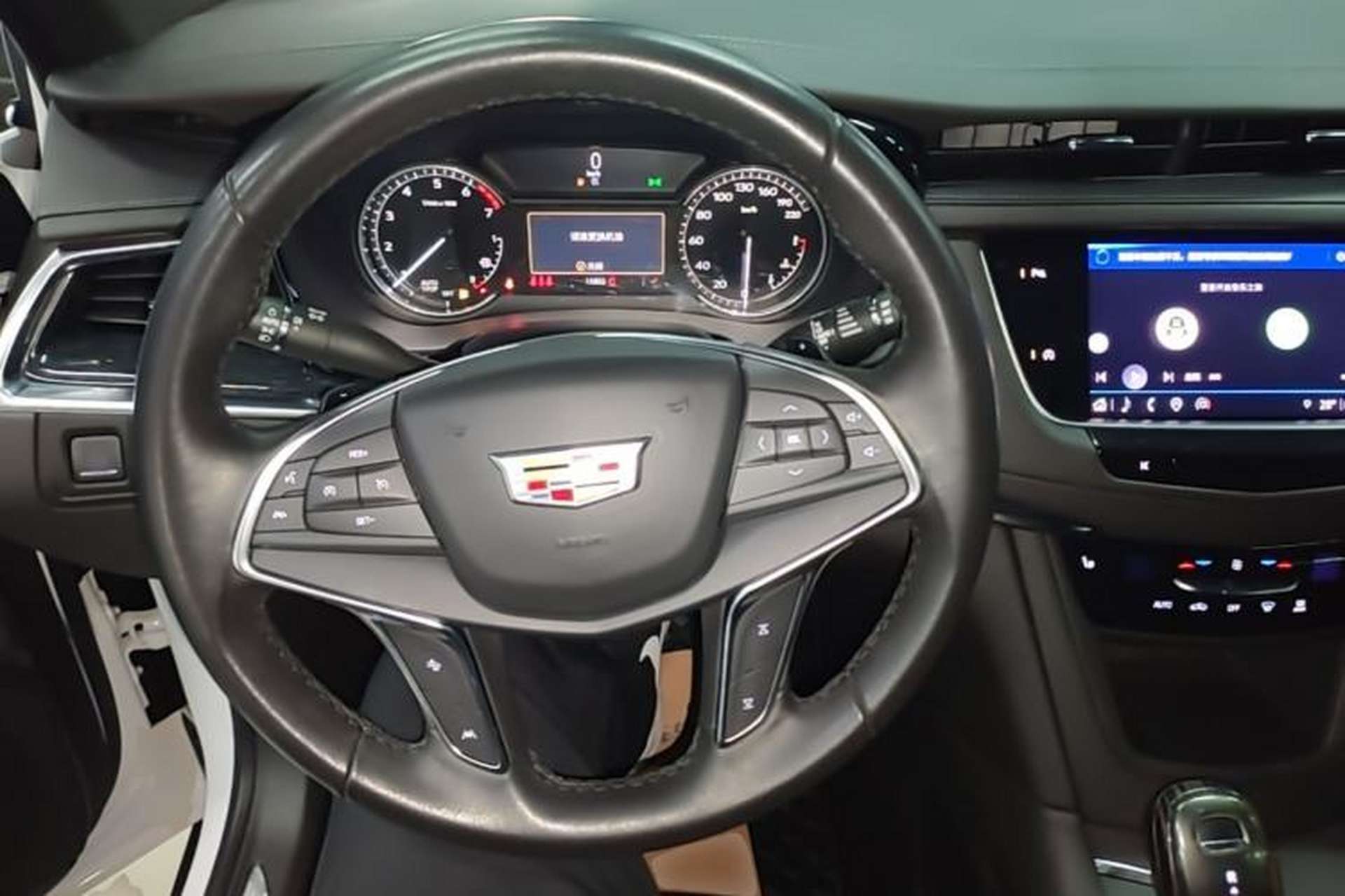 Used Cadillac XT5 2023 2.0T Two-Wheel-Drive Fashion Edition Steering Wheel