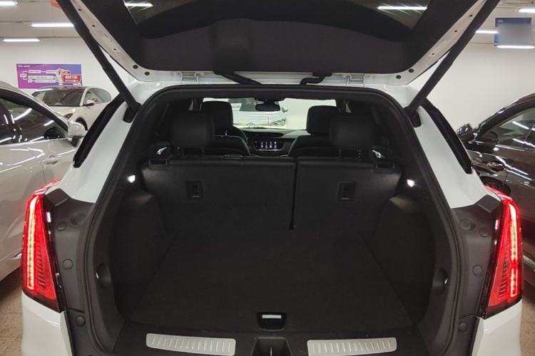 Used Cadillac XT5 2023 2.0T Two-Wheel-Drive Fashion Edition Trunk