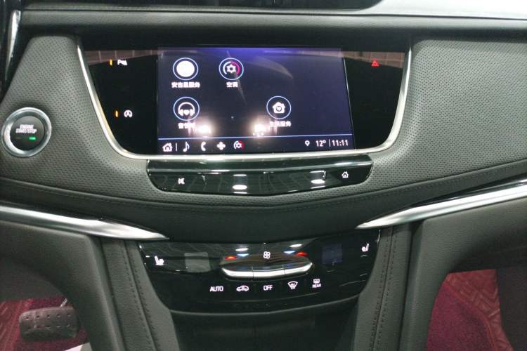 Used Cadillac XT5 2024 2.0T Two-Wheel Drive Fashion Edition Audio And AC Panel