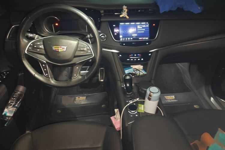 Used Cadillac XT5 2024 2.0T All-Wheel-Drive Luxury Version (Hummingbird Edition) Center Console