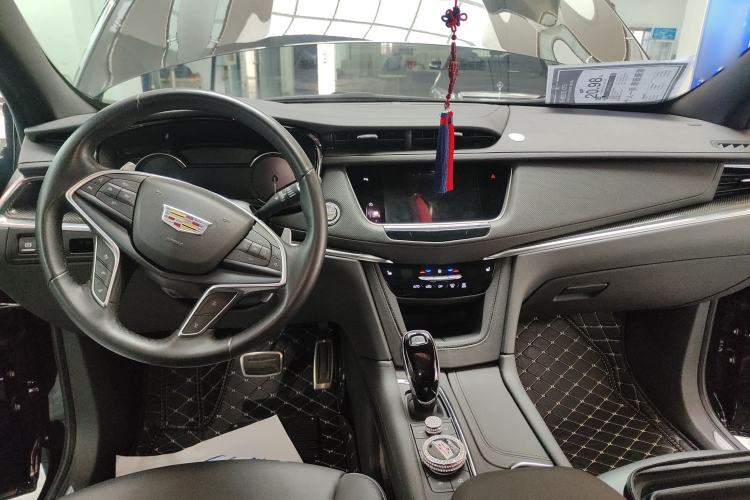 Used Cadillac XT5 2024 2.0T All-Wheel-Drive Luxury Version (Hummingbird Edition) Center Console