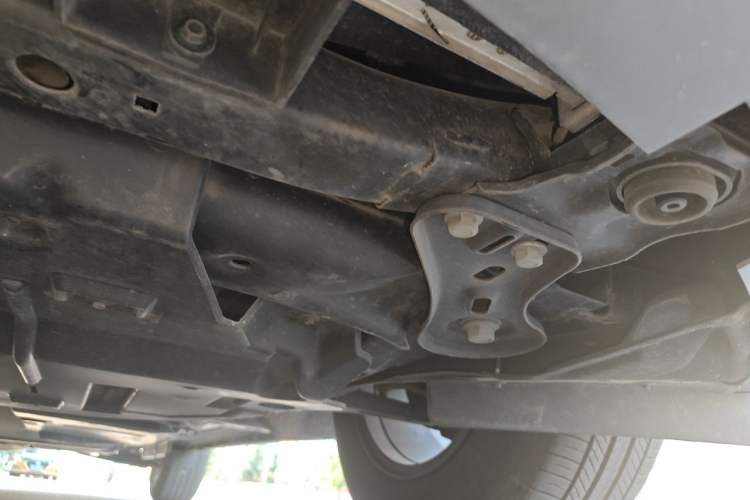 Used Cadillac XT5 2024 2.0T Two-Wheel Drive Fashion Edition Chassis Front Left