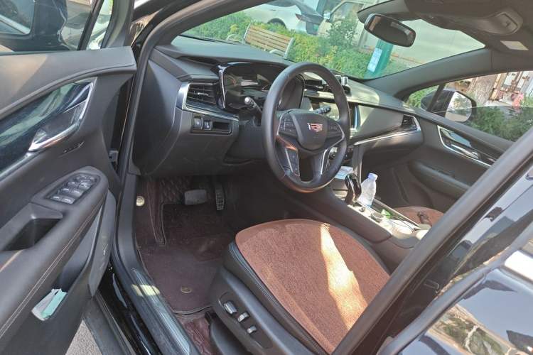 Used Cadillac XT5 2024 2.0T Two-Wheel Drive Fashion Edition Driver Seat