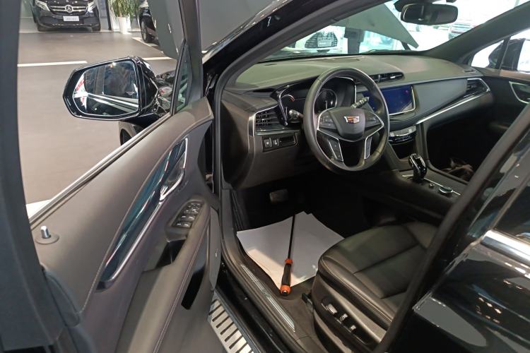 Used Cadillac XT5 2024 2.0T Two-Wheel Drive Fashion Edition Driver Seat