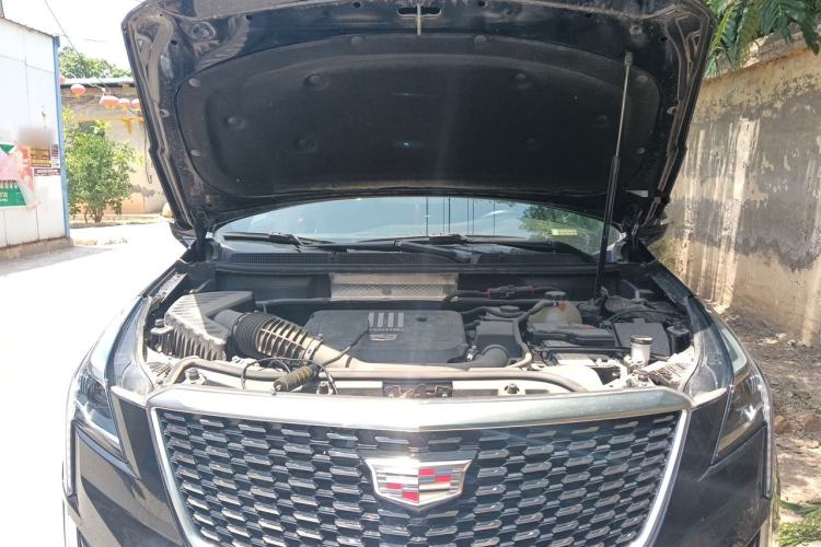 Used Cadillac XT5 2024 2.0T Two-Wheel Drive Fashion Edition Engine Bay