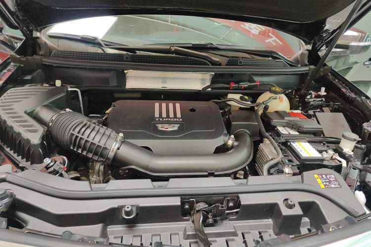 Used Cadillac XT5 2024 2.0T All-Wheel-Drive Luxury Version (Hummingbird Edition) Engine Bay
