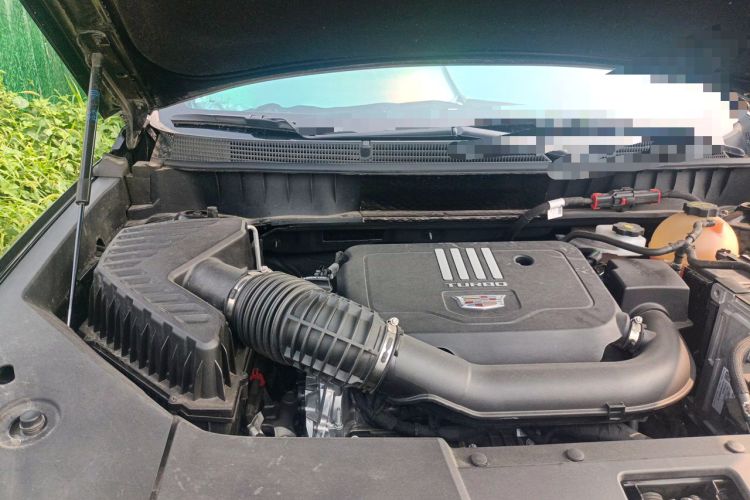 Used Cadillac XT5 2024 2.0T Four-Wheel Drive Prestige Version (Ultimate Edition) Engine Bay Right
