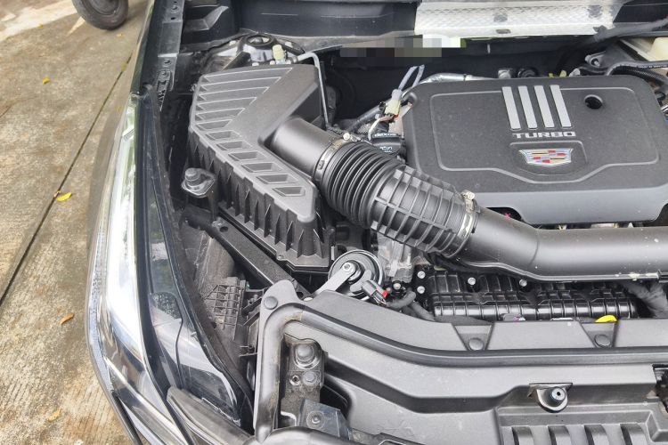 Used Cadillac XT5 2024 2.0T All-Wheel-Drive Luxury Version (Hummingbird Edition) Engine Bay Right
