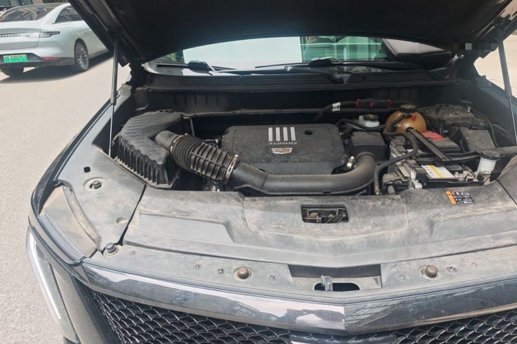 Used Cadillac XT5 2024 2.0T All-Wheel-Drive Luxury Version (Hummingbird Edition) Engine Bay Right