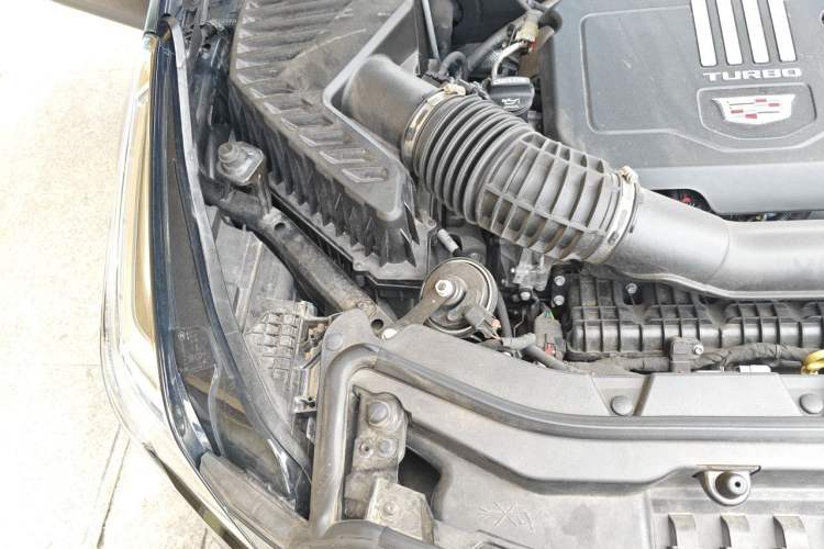 Used Cadillac XT5 2024 2.0T All-Wheel-Drive Luxury Version (Hummingbird Edition) Engine Bay Right