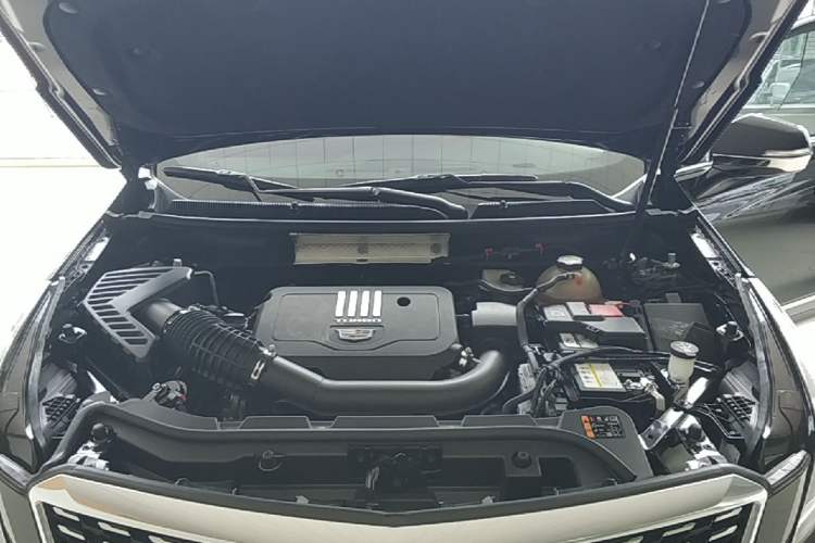 Used Cadillac XT5 2024 2.0T Two-Wheel Drive Fashion Edition Engine Bay