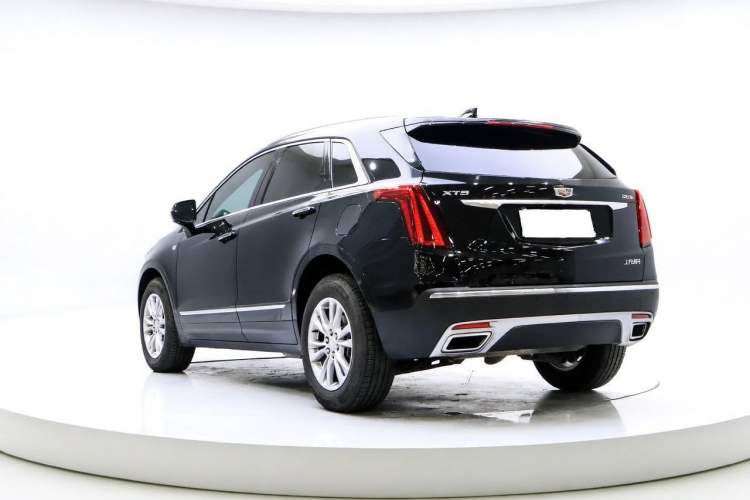 Used Cadillac XT5 2024 2.0T Two-Wheel Drive Fashion Edition Exterior 2