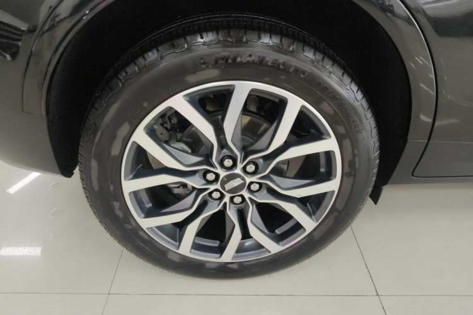 Used Cadillac XT5 2024 2.0T All-Wheel-Drive Luxury Version (Hummingbird Edition) Exterior 5