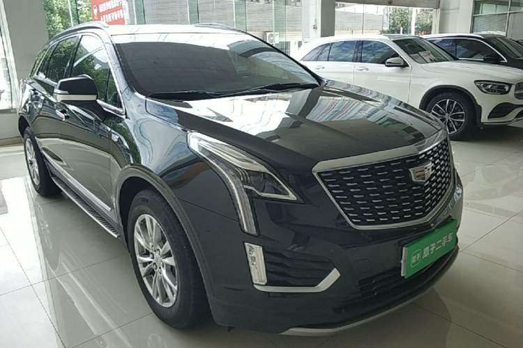 Used Cadillac XT5 2024 2.0T Two-Wheel Drive Fashion Edition Front Right 45 Deg