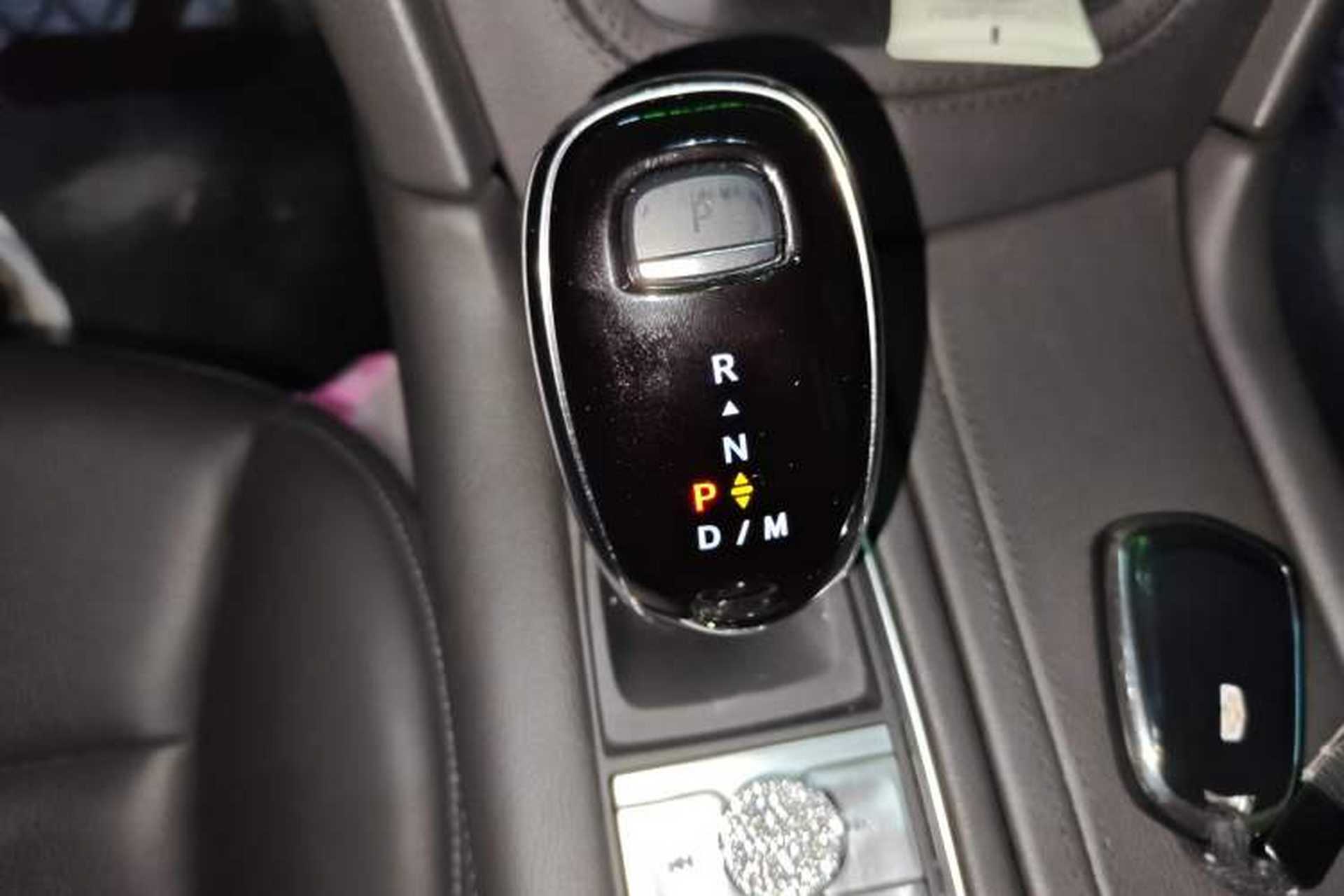 Used Cadillac XT5 2024 2.0T Two-Wheel Drive Fashion Edition Gear Lever