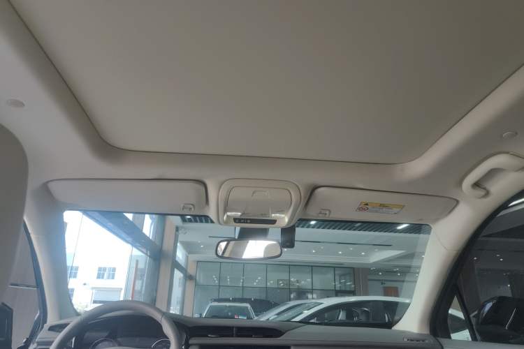 Used Cadillac XT5 2024 2.0T Two-Wheel Drive Fashion Edition Headliner