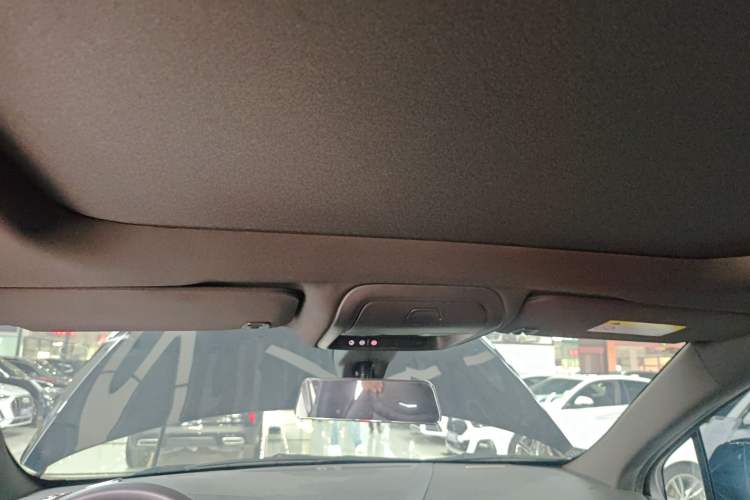 Used Cadillac XT5 2024 2.0T Two-Wheel Drive Fashion Edition Headliner