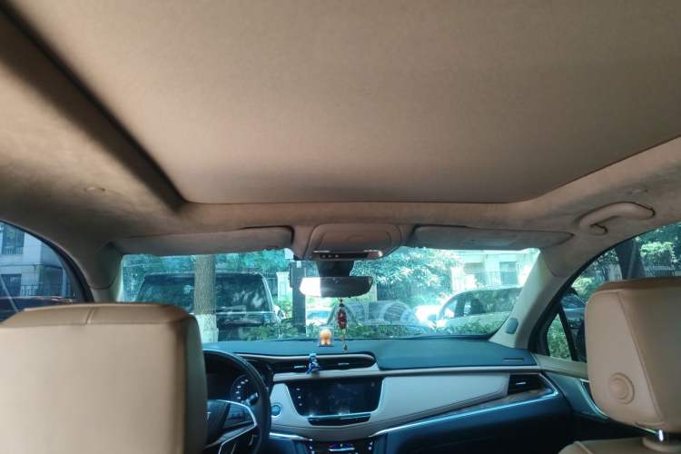 Used Cadillac XT5 2024 2.0T Four-Wheel Drive Platinum Edition Headliner