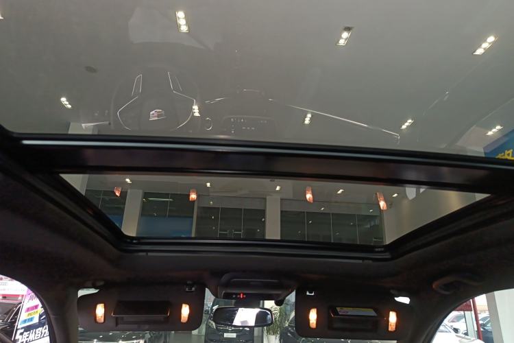 Used Cadillac XT5 2024 2.0T Two-Wheel Drive Fashion Edition Headliner