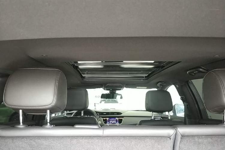 Used Cadillac XT5 2024 2.0T Two-Wheel Drive Fashion Edition Headliner