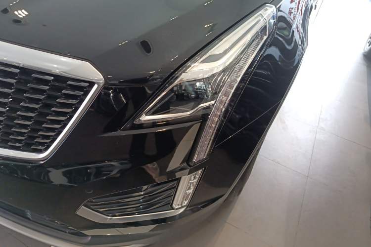 Used Cadillac XT5 2024 2.0T Two-Wheel Drive Fashion Edition Left Front Headlight
